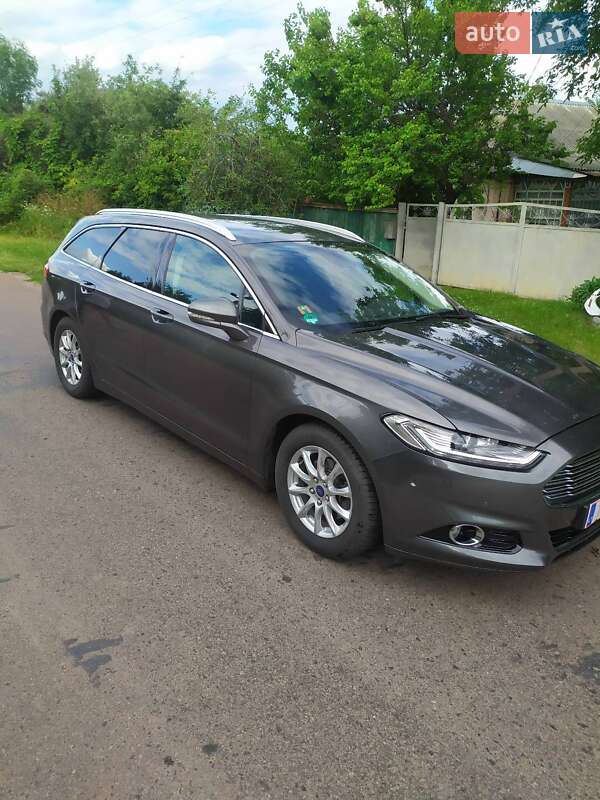2015 ford mondeo