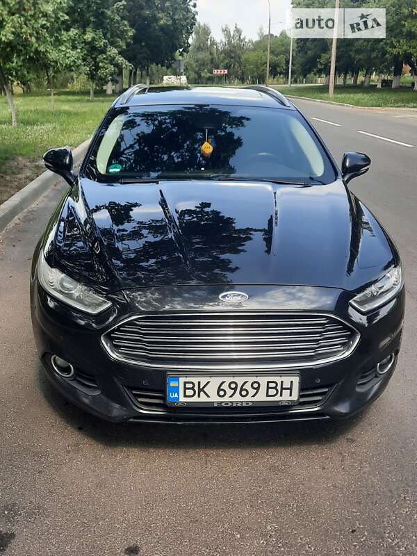 2015 ford mondeo