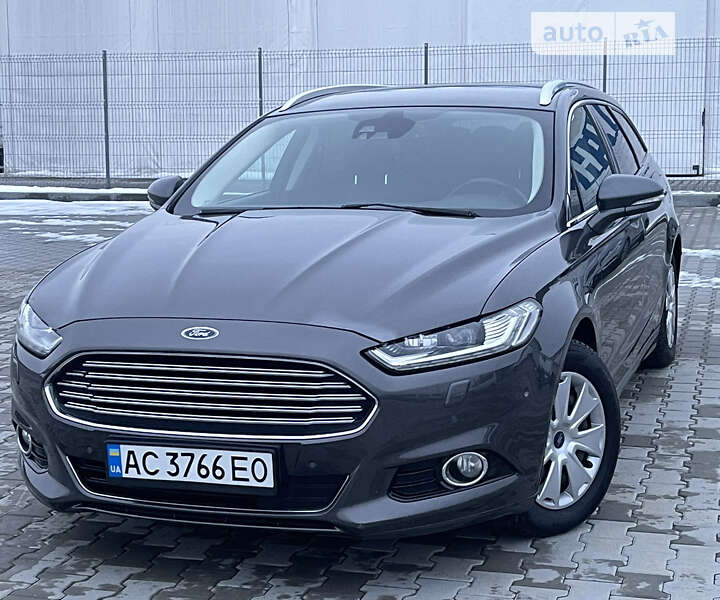 2015 ford mondeo