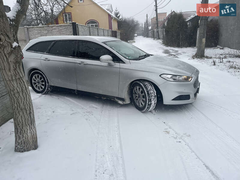 2015 ford mondeo