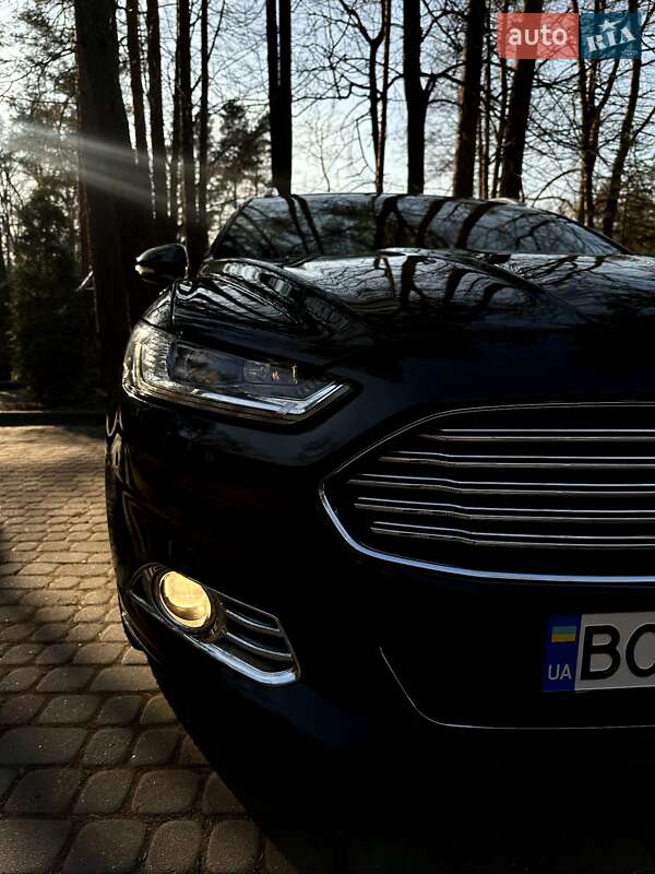 2015 ford mondeo