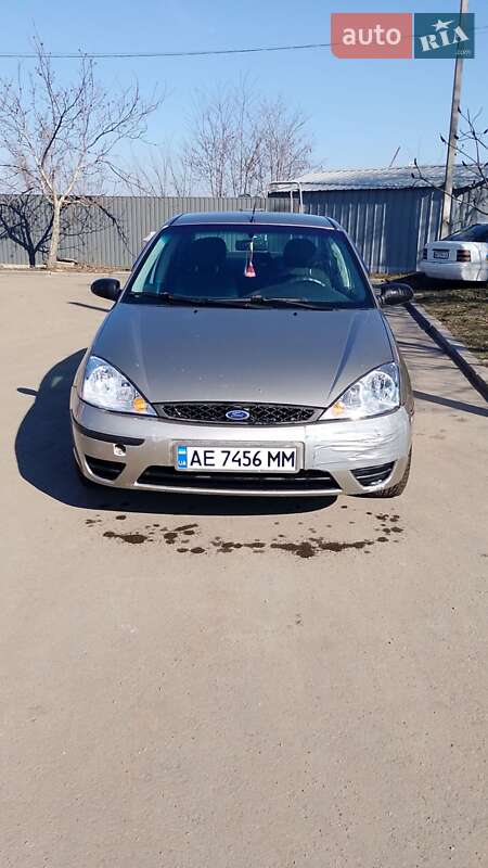 2004 ford focus