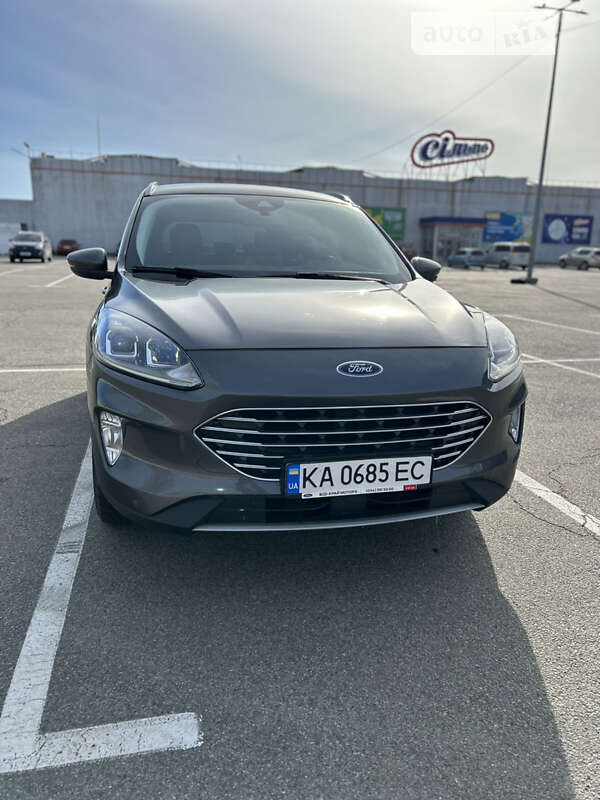 2020 ford kuga