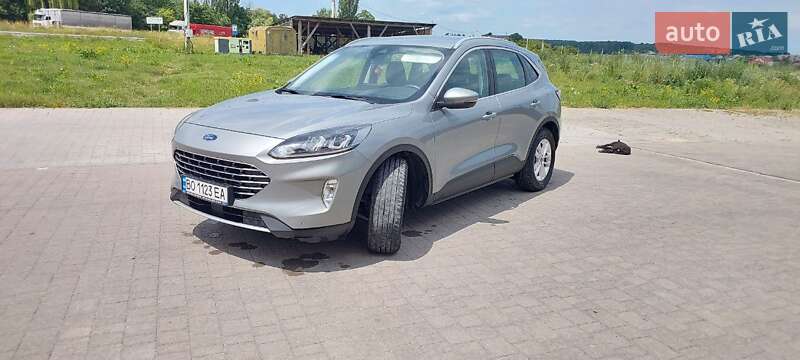 2020 ford kuga