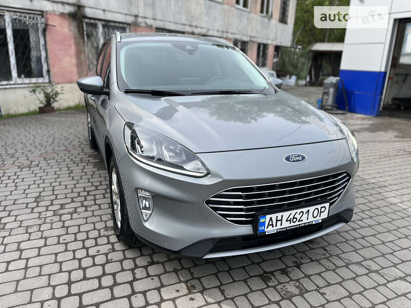 2020 ford kuga