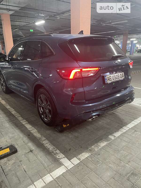 2022 ford kuga