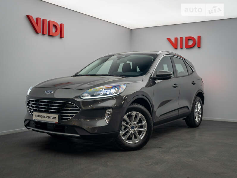 2022 ford kuga