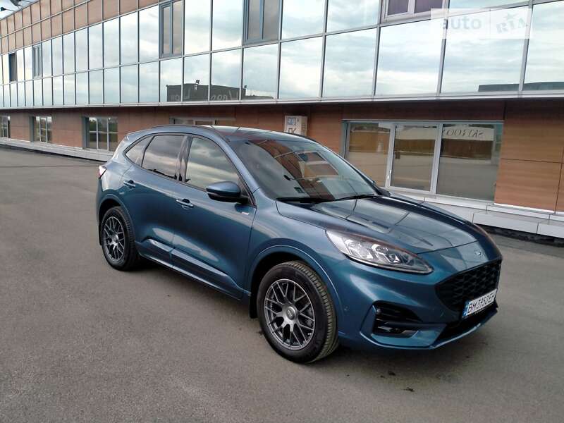 2022 ford kuga