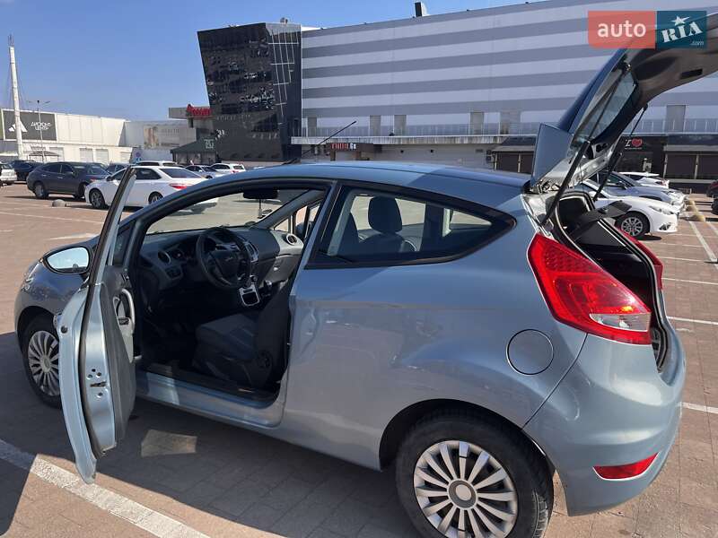 2009 ford fiesta