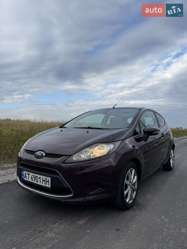 2011 ford fiesta