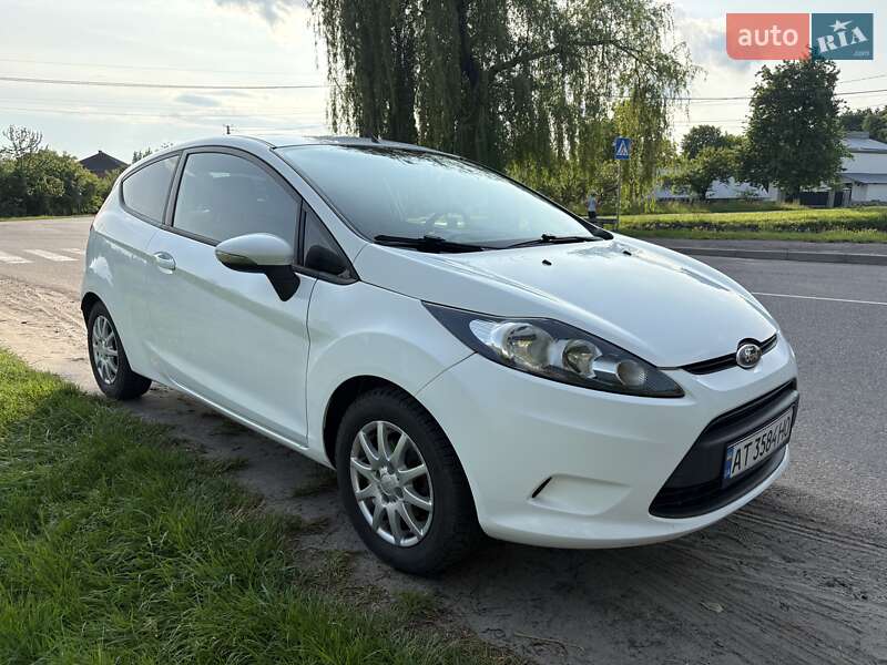 2011 ford fiesta