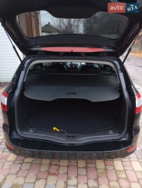 2010 ford mondeo