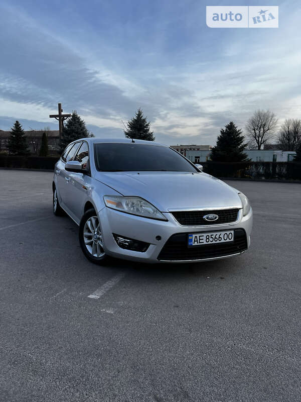 2010 ford mondeo