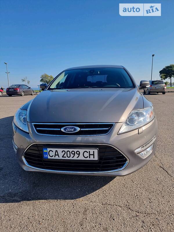 2010 ford mondeo
