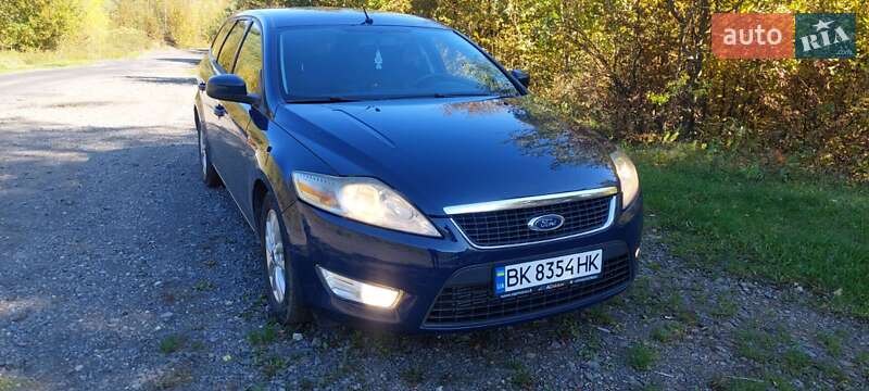 2010 ford mondeo