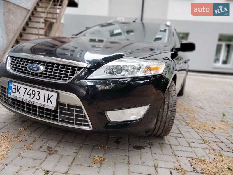 2010 ford mondeo