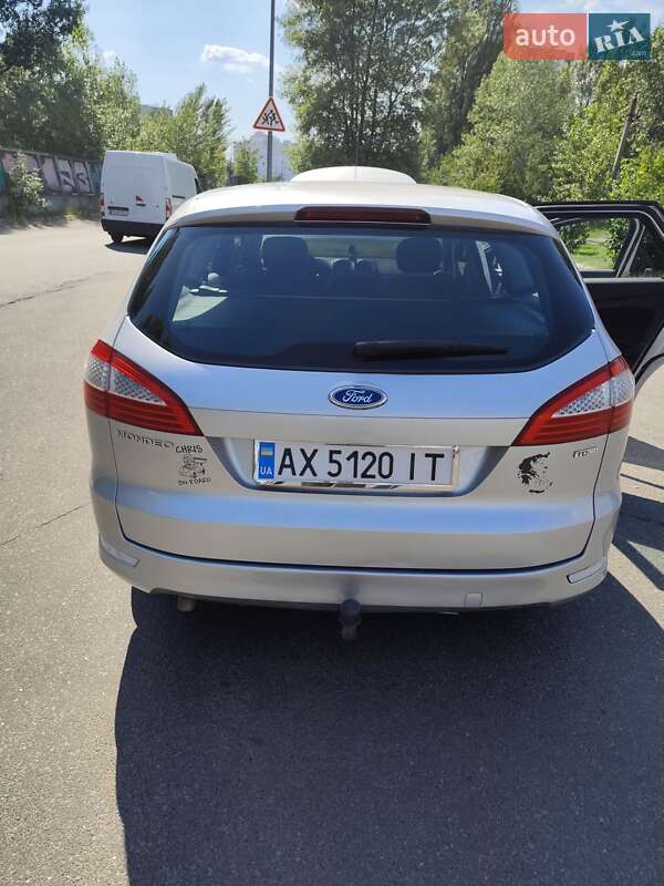 2010 ford mondeo