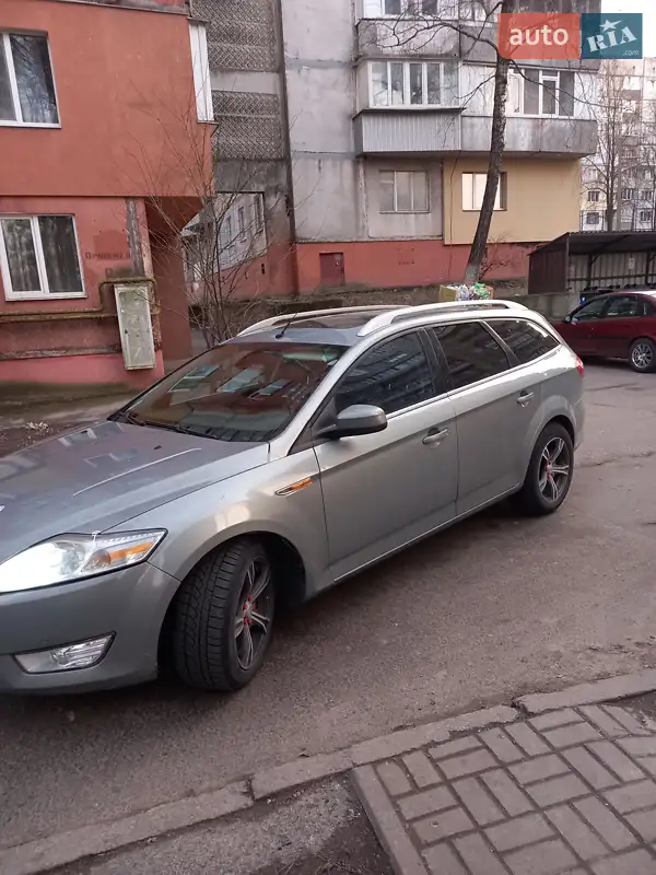 2010 ford mondeo
