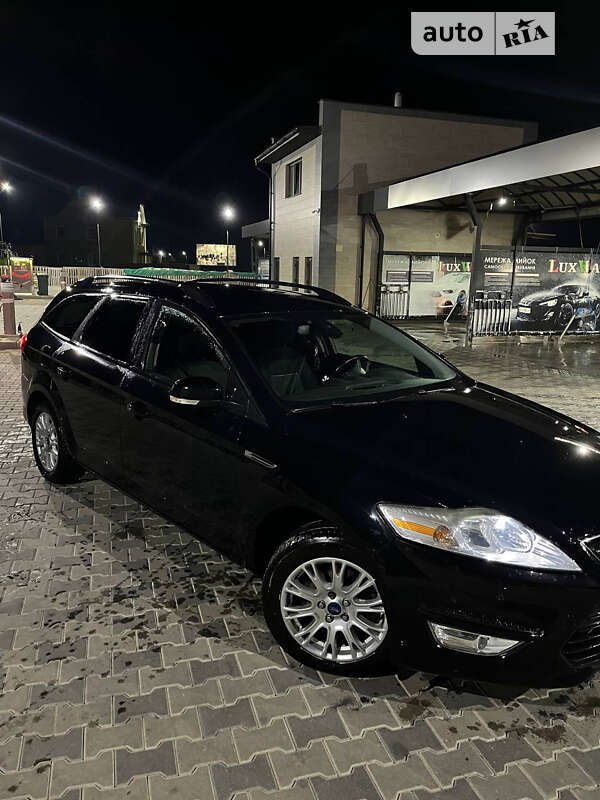 2011 ford mondeo