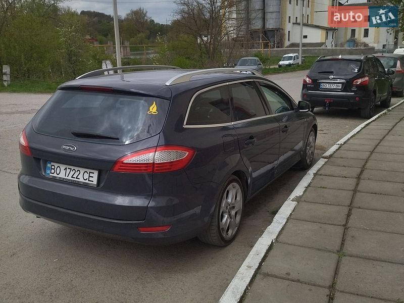 2011 ford mondeo