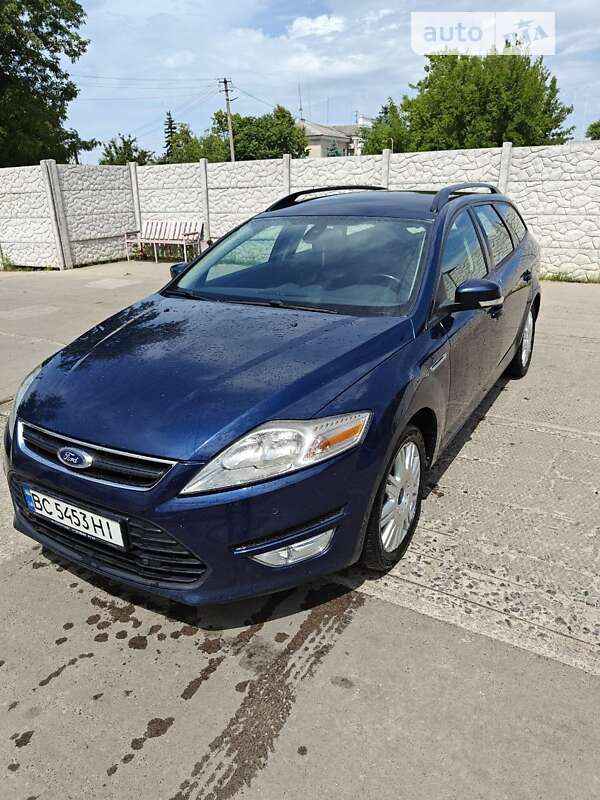 2011 ford mondeo