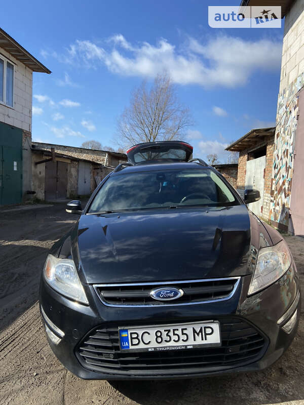 2011 ford mondeo