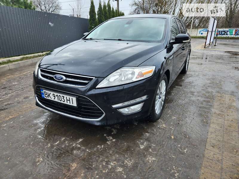 2011 ford mondeo