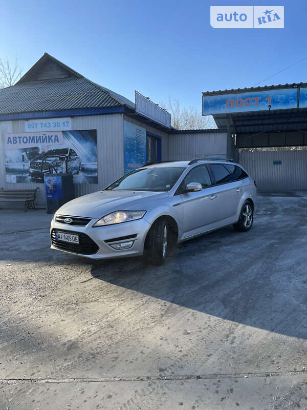 2011 ford mondeo