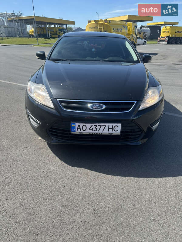 2011 ford mondeo