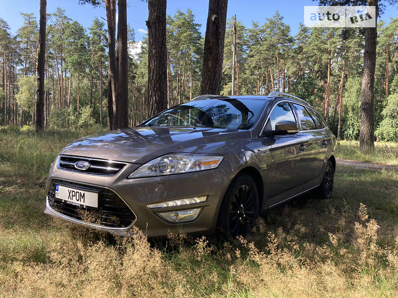 2011 ford mondeo