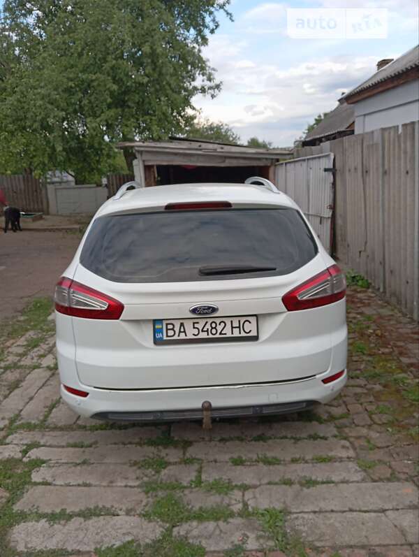 2011 ford mondeo