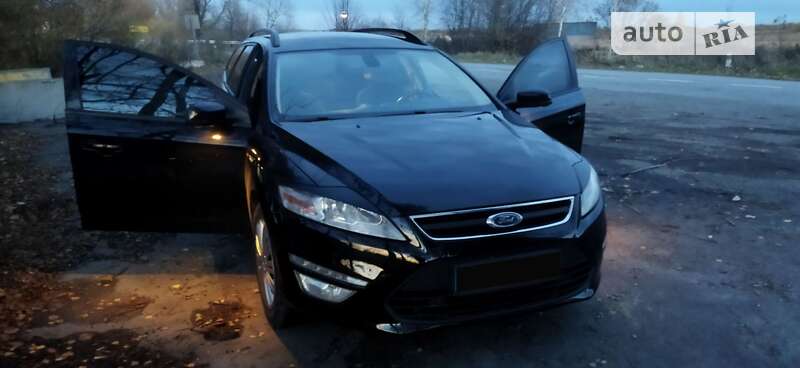 2011 ford mondeo