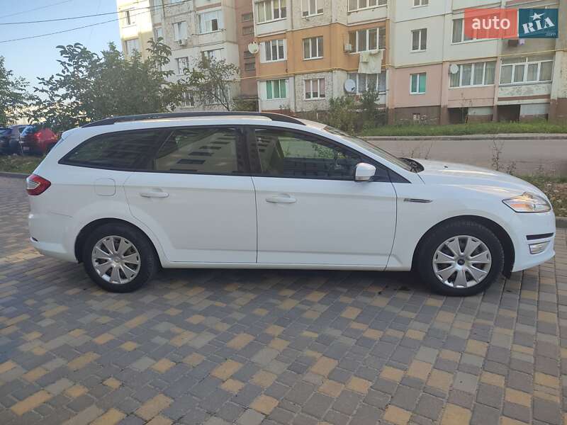 2011 ford mondeo