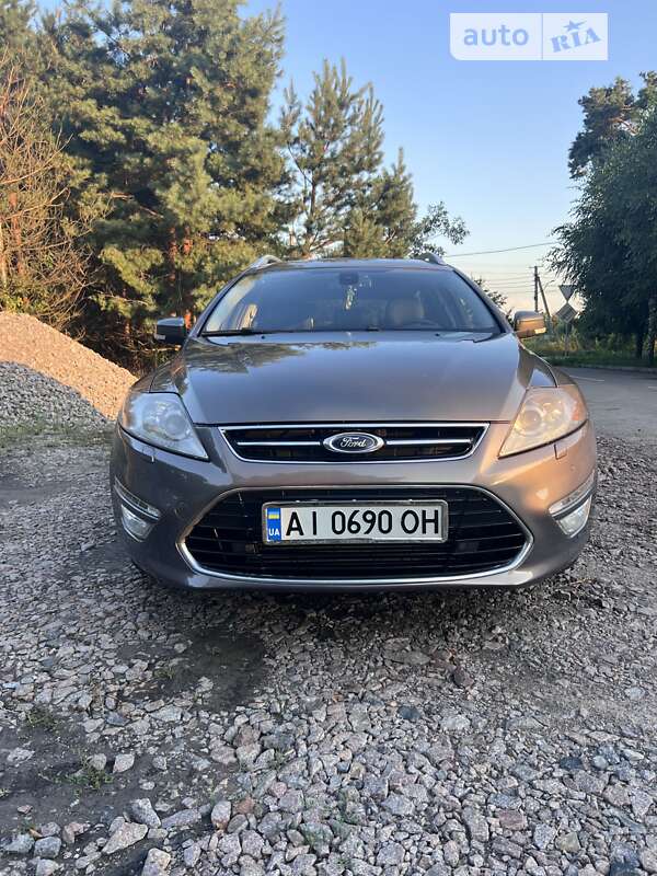 2011 ford mondeo