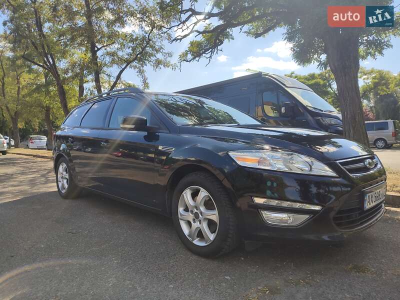 2011 ford mondeo