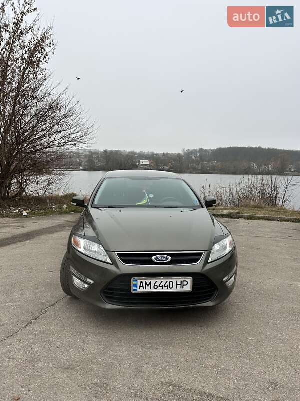 2011 ford mondeo