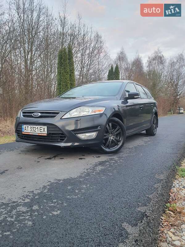 2011 ford mondeo