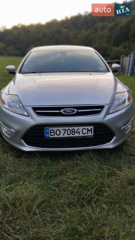 2011 ford mondeo