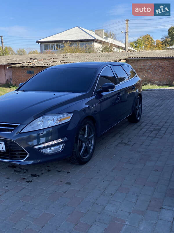 2012 ford mondeo