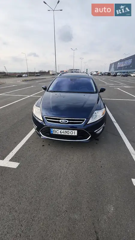 2011 ford mondeo