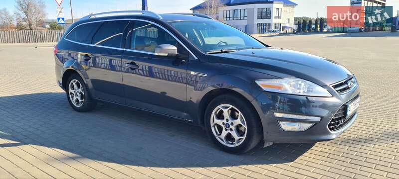 2011 ford mondeo