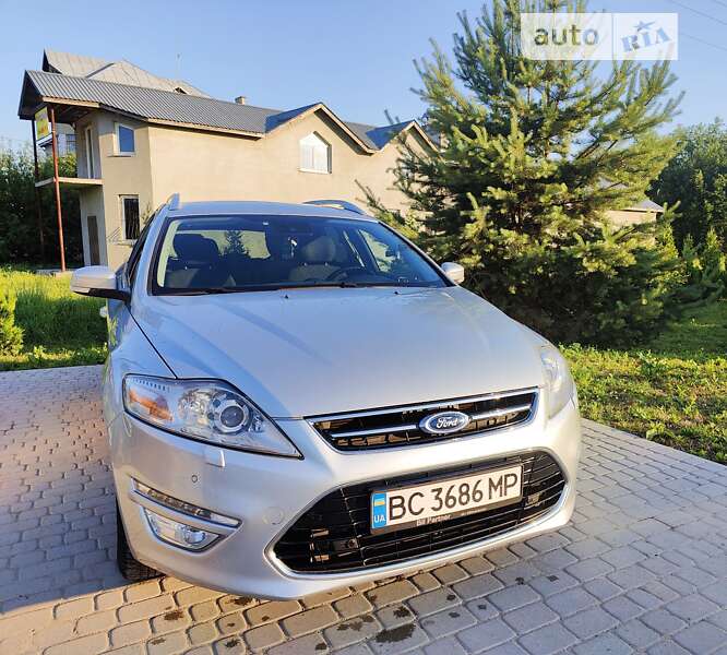 2012 ford mondeo