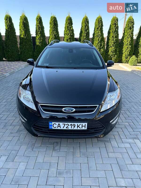 2012 ford mondeo