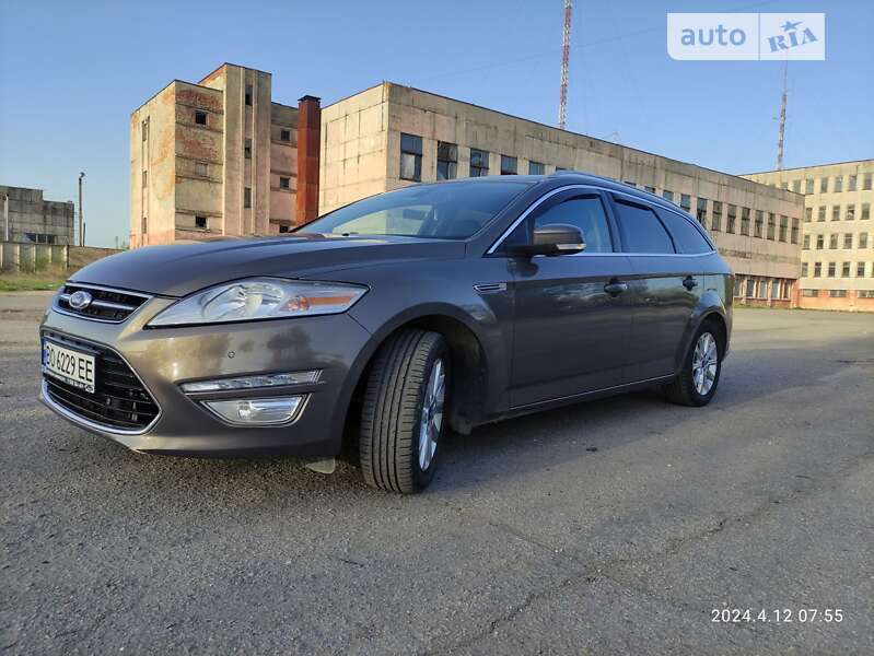 2012 ford mondeo