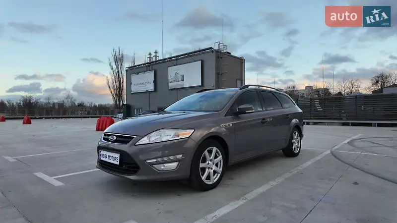 2012 ford mondeo