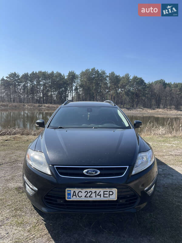 2012 ford mondeo