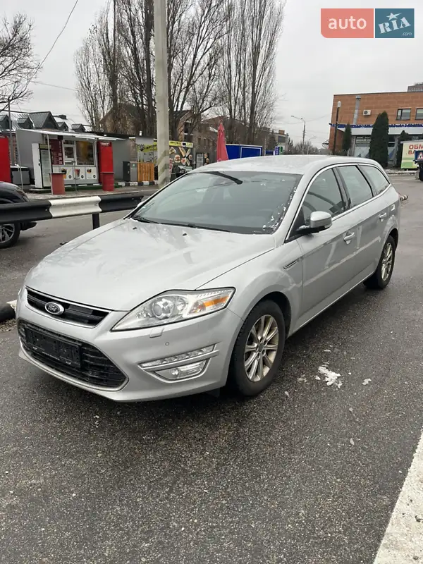 2012 ford mondeo