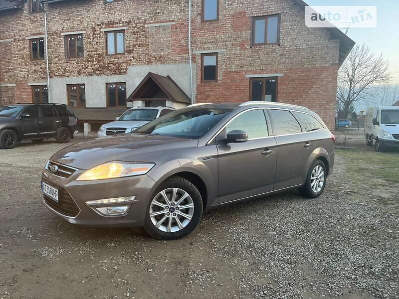 2012 ford mondeo
