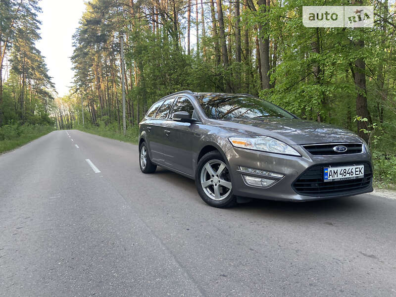 2012 ford mondeo