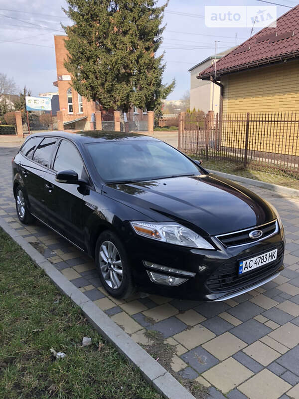 2012 ford mondeo